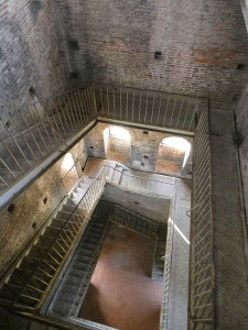 Torre Guinigi