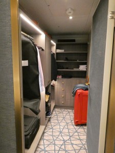Splendor Suite 919