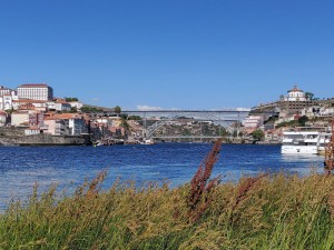 Blick zur Brücke