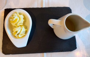 Butter und Olivenöl