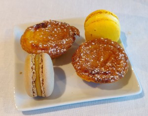 Pasteis de Nata und Macarons