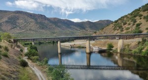 Rio Águeda mit Vega de Terrón