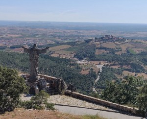 Christusstatue am Berg Marofa