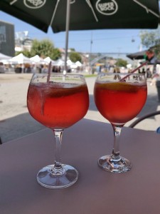 Abschied mit einem Pink Port Tonic
