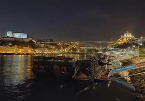 Porto bei Nacht