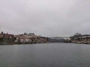 Porto im Nebel