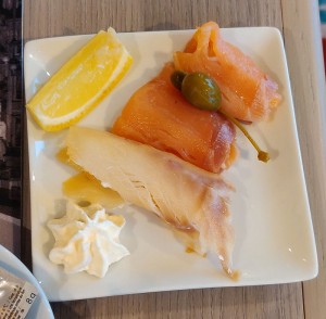 Lachs und Kabeljau