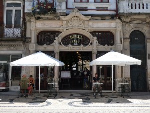 Majestic Café