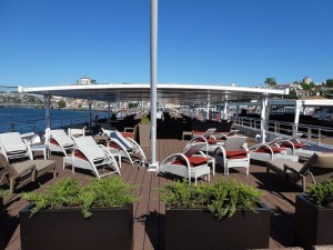 hinteres offenes Sonnendeck