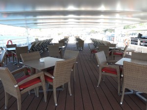 überdachtes Sonnendeck