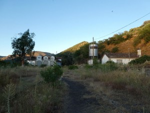 Lokschuppen und Wassertank
