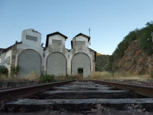 Lokschuppen mit Drehscheibe