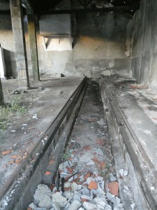 Lokschuppen mit Drehscheibe