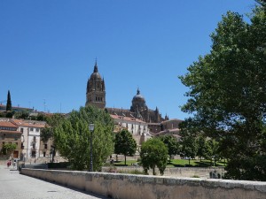 Römerbrücke und Kathedralen