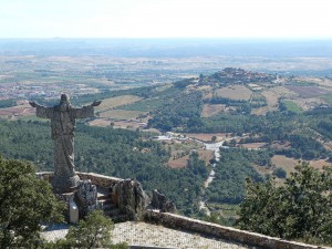 Christusstatue am Berg Marofa