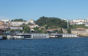 Einfahrt nach Porto