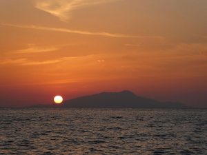Sonnenuntergang hinter Ischia