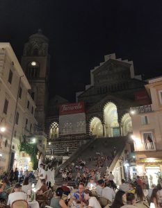Dom