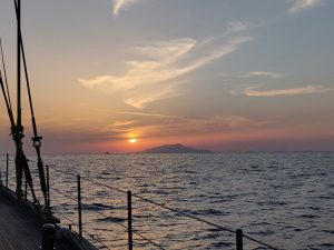 Sonnenuntergang hinter Ischia