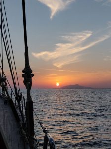 Sonnenuntergang hinter Ischia