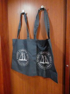 Doppelhaken und Taschen
