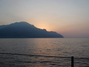 Sonnenaufgang bei Amalfi