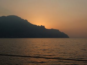 Sonnenaufgang bei Amalfi