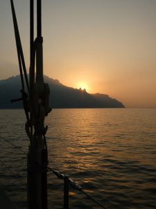 Sonnenaufgang bei Amalfi