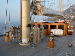 vorderes Deck