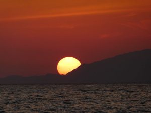 Sonnenuntergang hinter Ischia