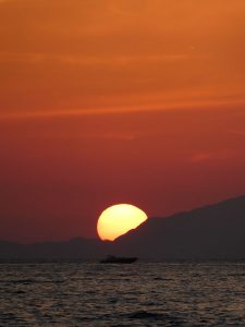 Sonnenuntergang hinter Ischia