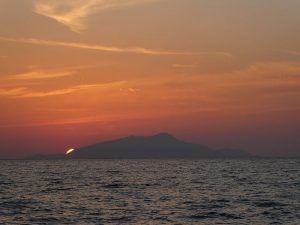 Sonnenuntergang hinter Ischia
