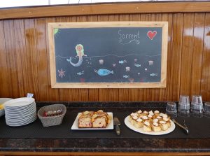 Kaffeestunde und Kunst