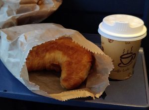 Kaffee und Croissant