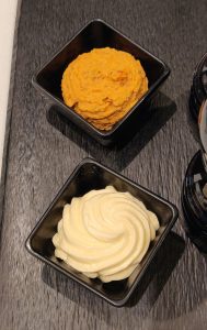 Butter und vegetarischer Aufstrich