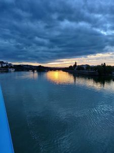 Sonnenuntergang bei der Schleuse Koblenz