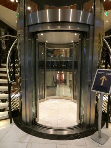 Atrium und Rezeption