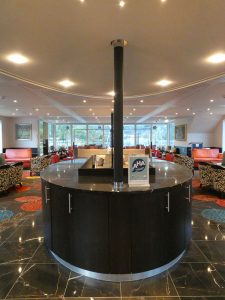 Strauss Bar & Lounge