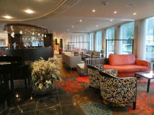 Strauss Bar & Lounge