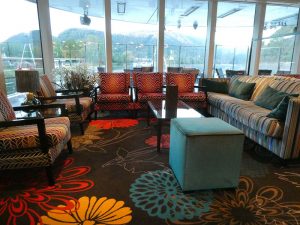 Strauss Bar & Lounge