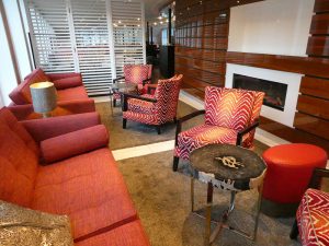Strauss Bar & Lounge