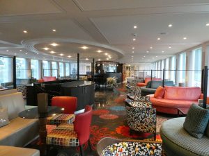 Strauss Bar & Lounge