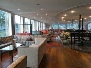 Strauss Bar & Lounge