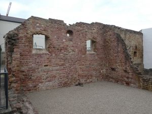 Reste der Synagoge