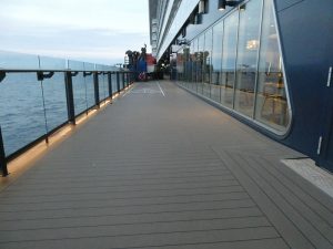 Shuffleboard beim Diamanten/Schmankerl