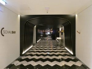 Schau Bar