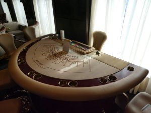 Casino & Lounge