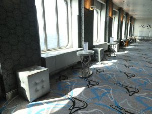 TUI Bar