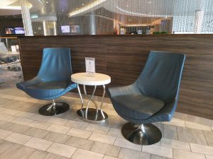 TUI Bar
