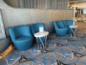 TUI Bar